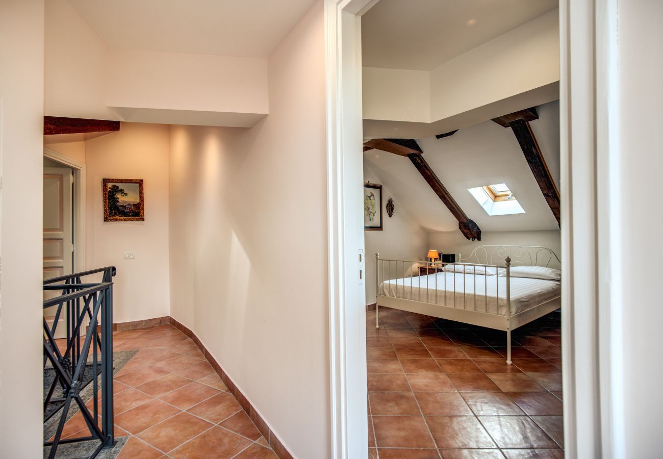Villa in Massa Lubrense - AMORE RENTALS - Beautiful Historic Villa Lucia with Private Pool, Sea View and Garden, Sorrento Coast