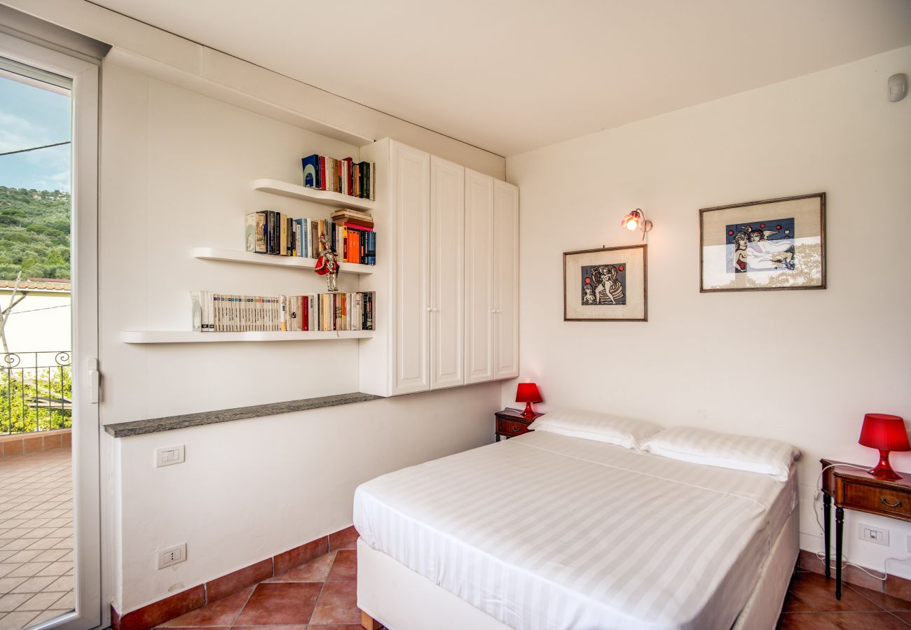 Villa in Massa Lubrense - AMORE RENTALS - Beautiful Historic Villa Lucia with Private Pool, Sea View and Garden, Sorrento Coast