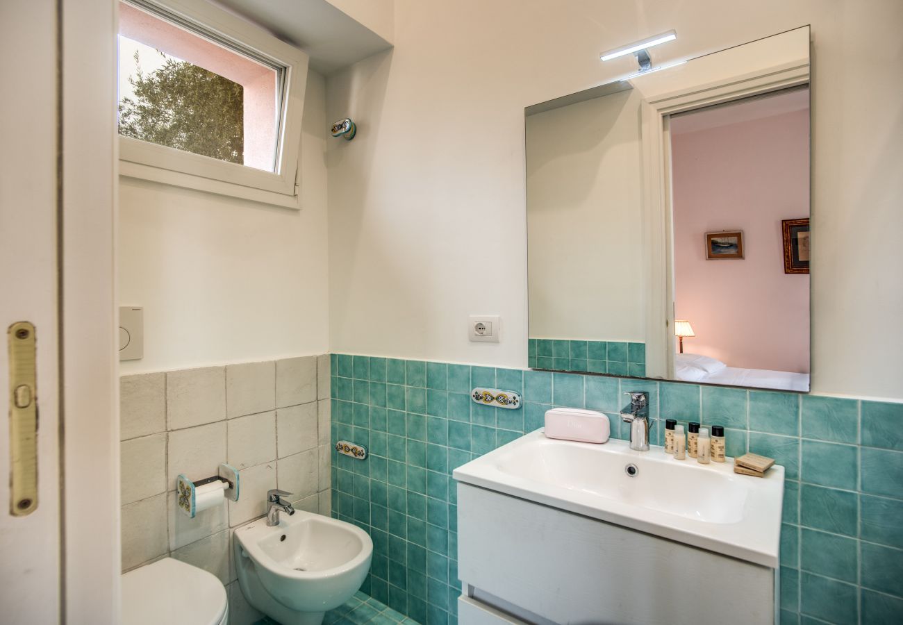 Villa in Massa Lubrense - AMORE RENTALS - Beautiful Historic Villa Lucia with Private Pool, Sea View and Garden, Sorrento Coast