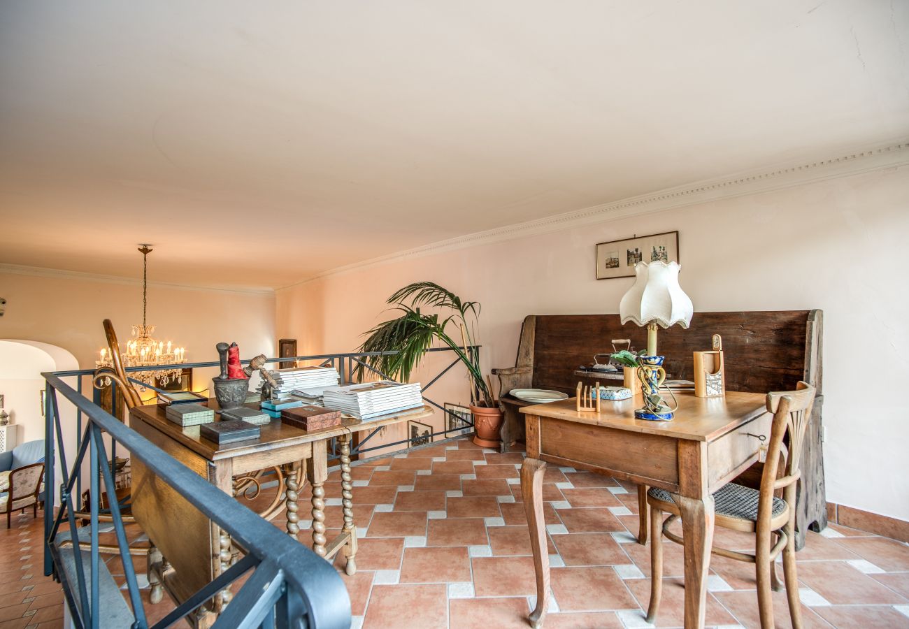 Villa in Massa Lubrense - AMORE RENTALS - Beautiful Historic Villa Lucia with Private Pool, Sea View and Garden, Sorrento Coast