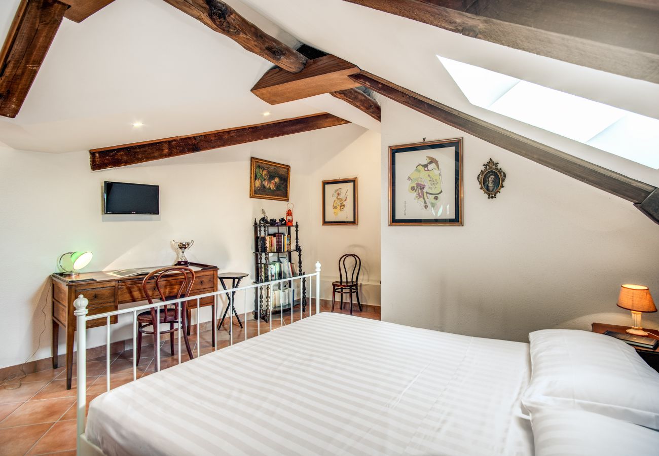Villa in Massa Lubrense - AMORE RENTALS - Beautiful Historic Villa Lucia with Private Pool, Sea View and Garden, Sorrento Coast