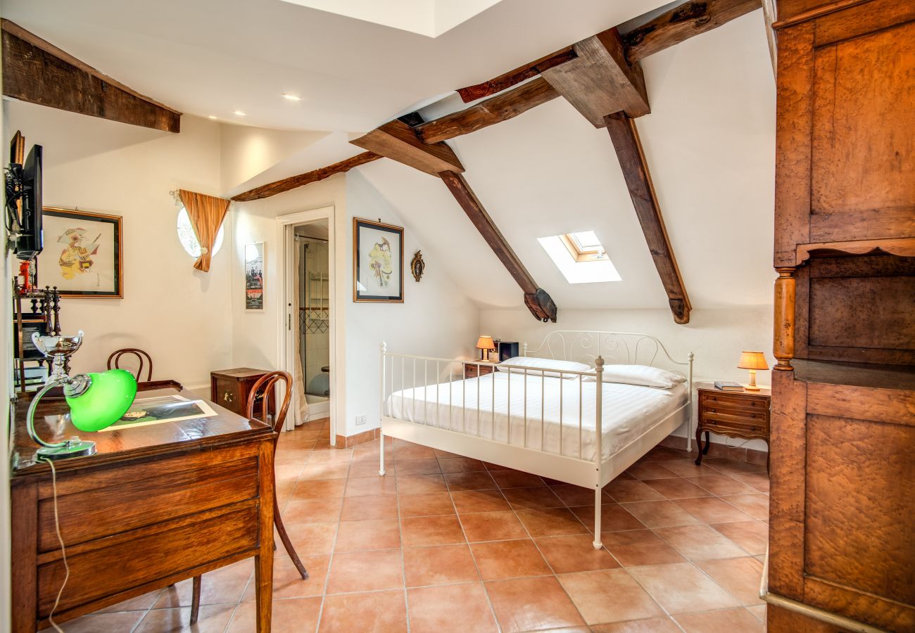 Villa in Massa Lubrense - AMORE RENTALS - Beautiful Historic Villa Lucia with Private Pool, Sea View and Garden, Sorrento Coast