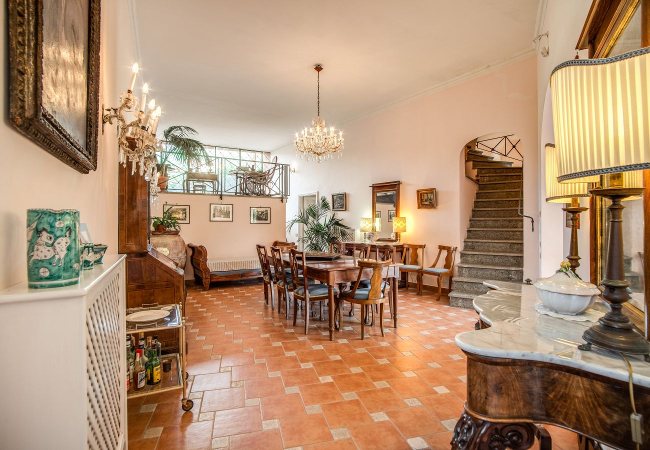 Villa in Massa Lubrense - AMORE RENTALS - Beautiful Historic Villa Lucia with Private Pool, Sea View and Garden, Sorrento Coast