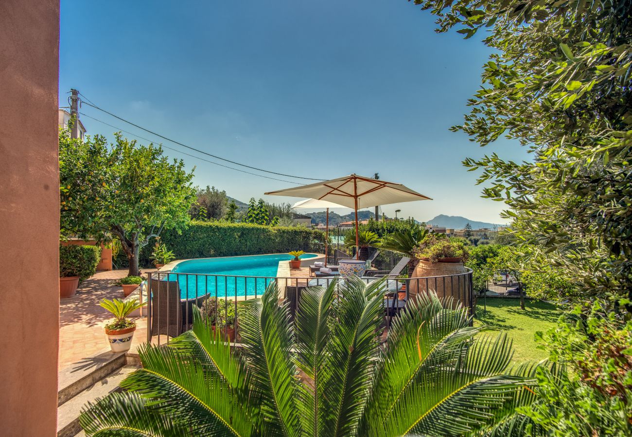 Villa in Massa Lubrense - AMORE RENTALS - Beautiful Historic Villa Lucia with Private Pool, Sea View and Garden, Sorrento Coast
