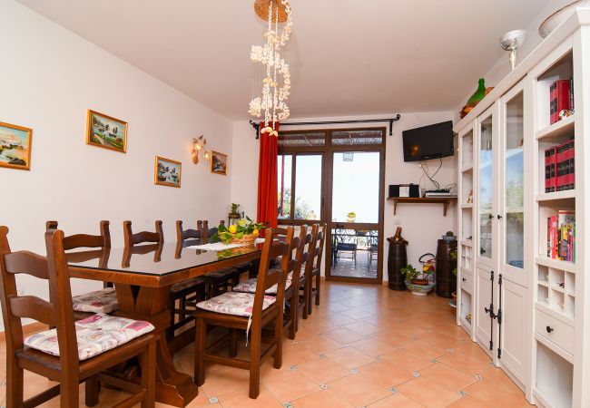 House in Massa Lubrense - AMORE RENTALS - Casa Tatano, 4 bedrooms, 3 bathrooms  with Private Pool, Sea View, Parking, South Italy