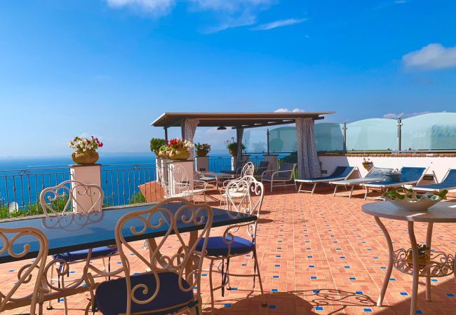 House in Massa Lubrense - AMORE RENTALS - Casa Tatano, 4 bedrooms, 3 bathrooms  with Private Pool, Sea View, Parking, South Italy House in Massa Lubrense - AMORE RENTALS - Casa Tatano, 4 bedrooms, 3 bathrooms  with Private Pool, Sea View, Parking, South Italy
