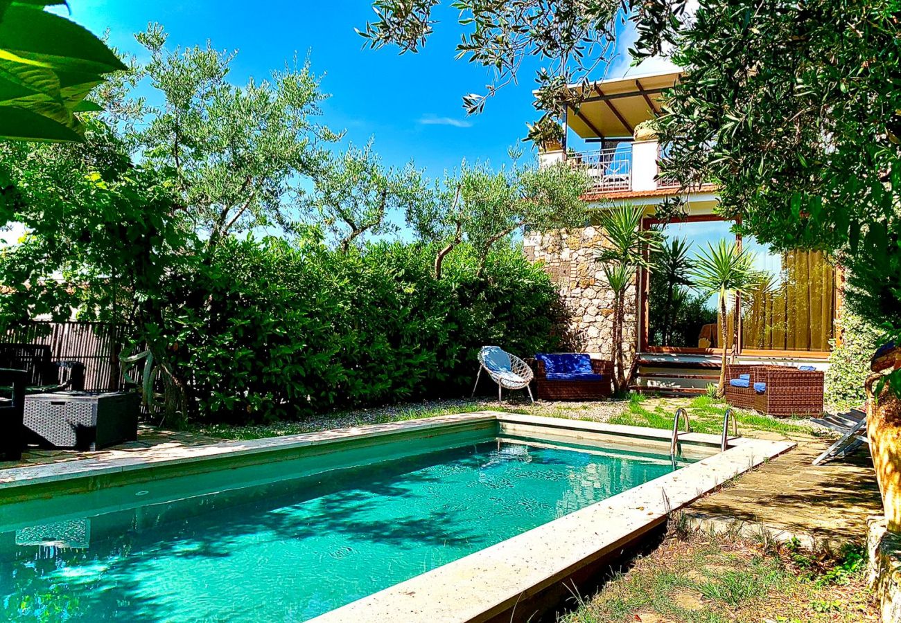 House in Massa Lubrense - AMORE RENTALS - Casa Tatano, 4 bedrooms, 3 bathrooms  with Private Pool, Sea View, Parking, South Italy