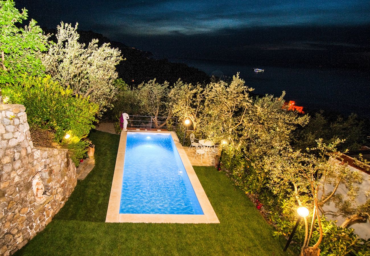 House in Massa Lubrense - AMORE RENTALS - Casa Tatano, 4 bedrooms, 3 bathrooms  with Private Pool, Sea View, Parking, South Italy