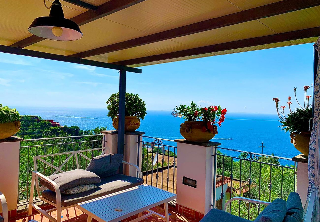 House in Massa Lubrense - AMORE RENTALS - Casa Tatano, 4 bedrooms, 3 bathrooms  with Private Pool, Sea View, Parking, South Italy