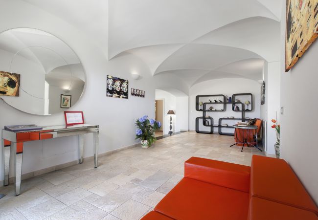 Villa in Sant´Agata sui Due Golfi - AMORE RENTALS - Villa Il Noce with Private Pool, SPA, Garden, BBQ and Parking Villa in Sant´Agata sui Due Golfi - AMORE RENTALS - Villa Il Noce with Private Pool, SPA, Garden, BBQ and Parking