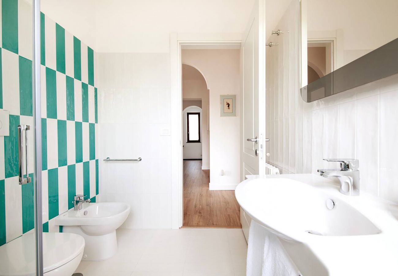 Villa in Sant´Agata sui Due Golfi - AMORE RENTALS - Villa Serena with Private Swimming Pool, garden and Parking in the centre of the Village