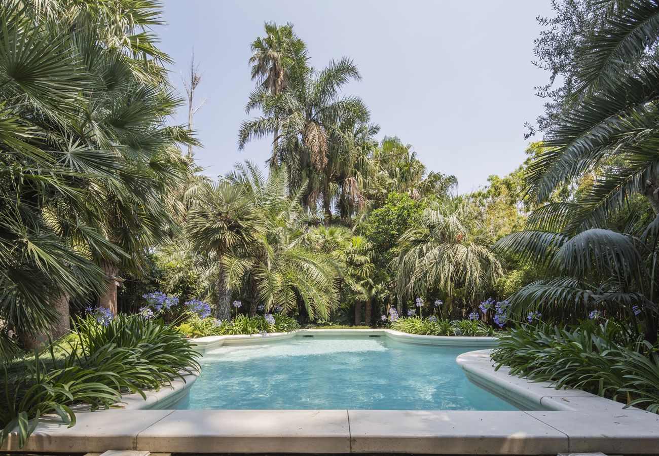Villa in Sant´Agnello - AMORE RENTALS - Villa Le Palme with Swimming Pool, Garden and Parking