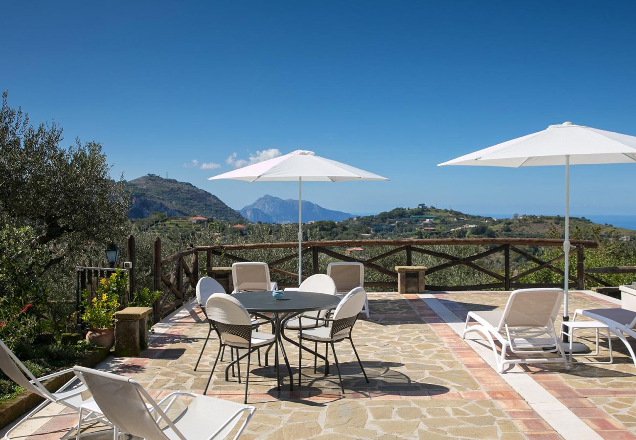 Villa in Sant´Agata sui Due Golfi - AMORE RENTALS - Villa Amiela with Private Pool, Sea View, Garden, Terrace and Parking
