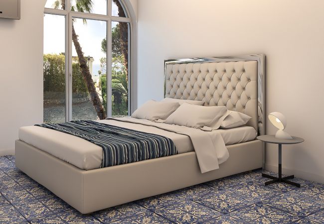 Villa in Capri - AMORE RENTALS - Villa Afrodite with Sea View, Piscina, Garden and Parking near the Sea Villa in Capri - AMORE RENTALS - Villa Afrodite with Sea View, Piscina, Garden and Parking near the Sea