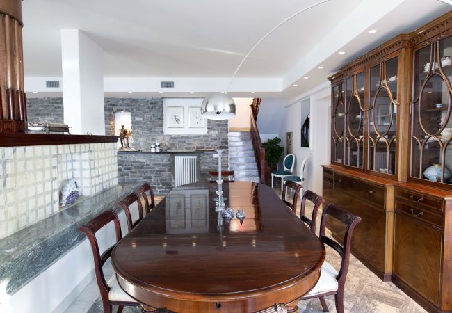 Villa in Sorrento - AMORE RENTALS -Villa Giada with Swimming Pool, Garden, Sea View and Parking Villa in Sorrento - AMORE RENTALS -Villa Giada with Swimming Pool, Garden, Sea View and Parking