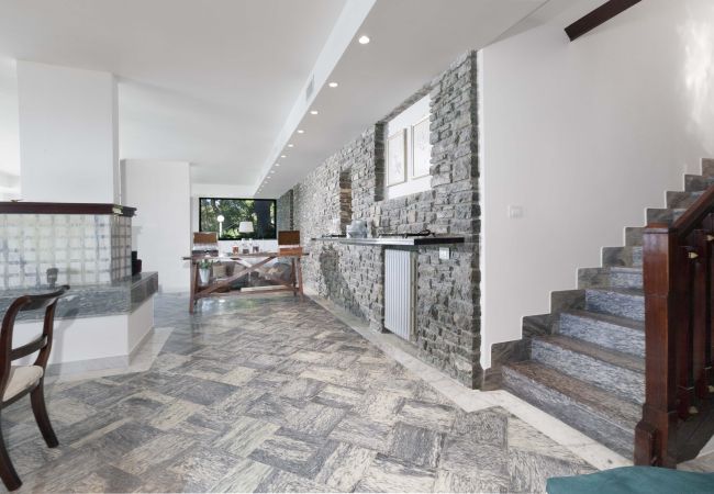 Villa in Sorrento - AMORE RENTALS -Villa Giada with Swimming Pool, Garden, Sea View and Parking Villa in Sorrento - AMORE RENTALS -Villa Giada with Swimming Pool, Garden, Sea View and Parking