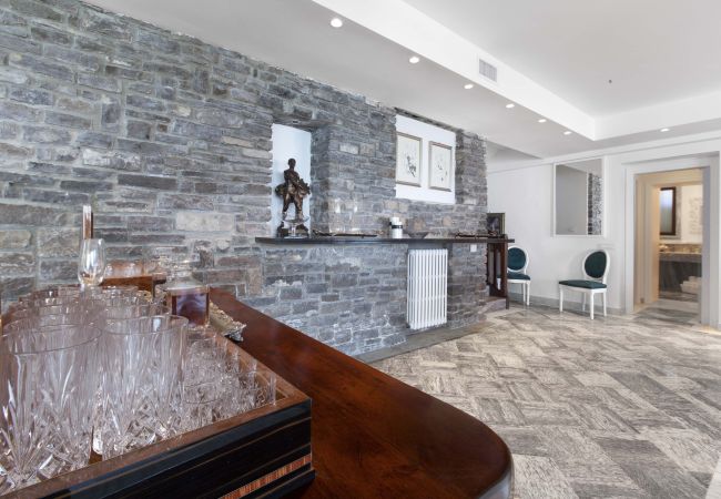 Villa in Sorrento - AMORE RENTALS -Villa Giada with Swimming Pool, Garden, Sea View and Parking Villa in Sorrento - AMORE RENTALS -Villa Giada with Swimming Pool, Garden, Sea View and Parking