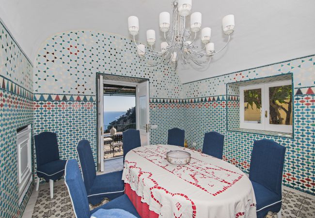 Villa in Positano - AMORE RENTALS - Villa Mimosa with Private Pool, Sea View, Air Conditioning, Positano Center