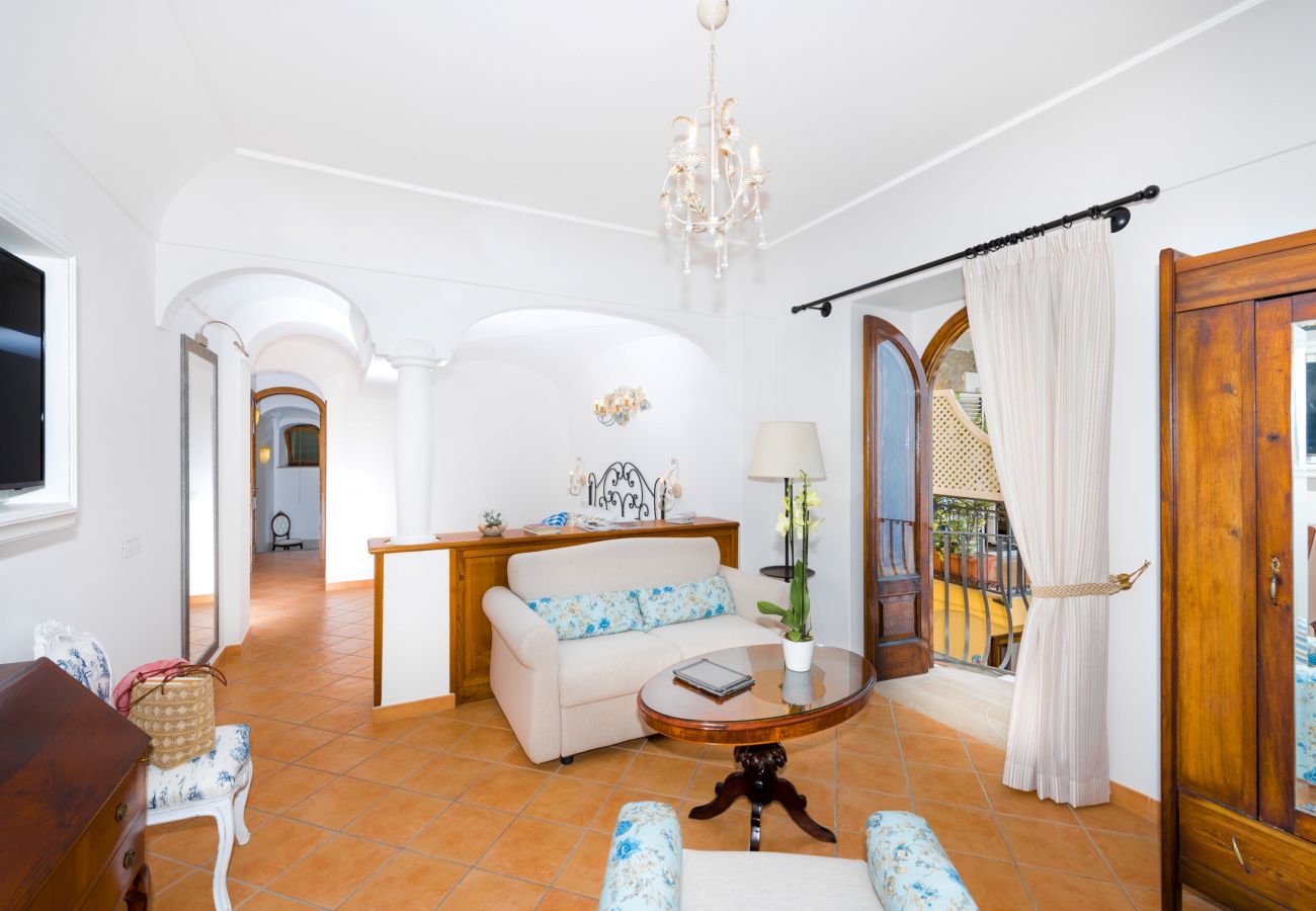 Villa in Positano - AMORE RENTALS - Villa Zeus with private Pool, Sea View, Terraces and Air Conditioning