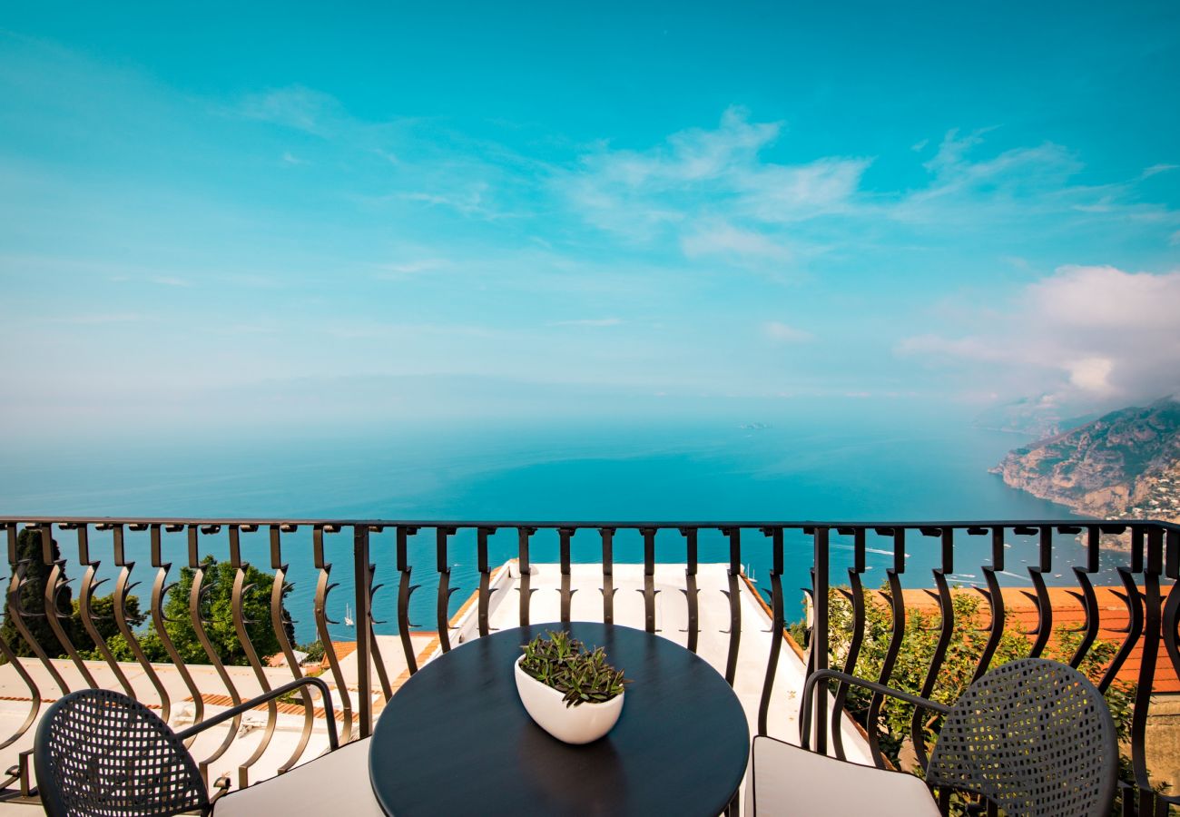 Villa in Positano - AMORE RENTALS - Villa Zeus with private Pool, Sea View, Terraces and Air Conditioning