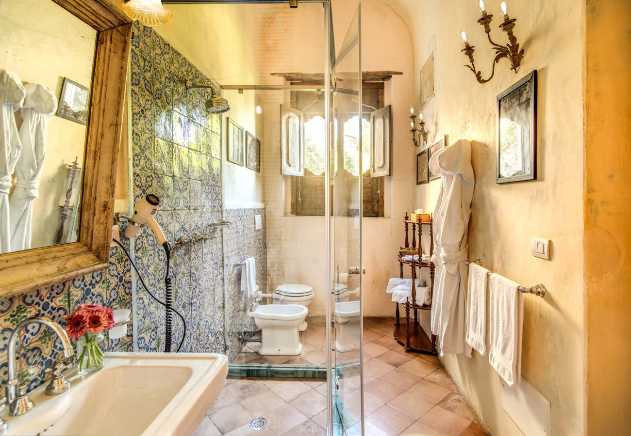 Villa in Positano - AMORE RENTALS - Villa San Giacomo – Historic Luxury Villa with Sea View