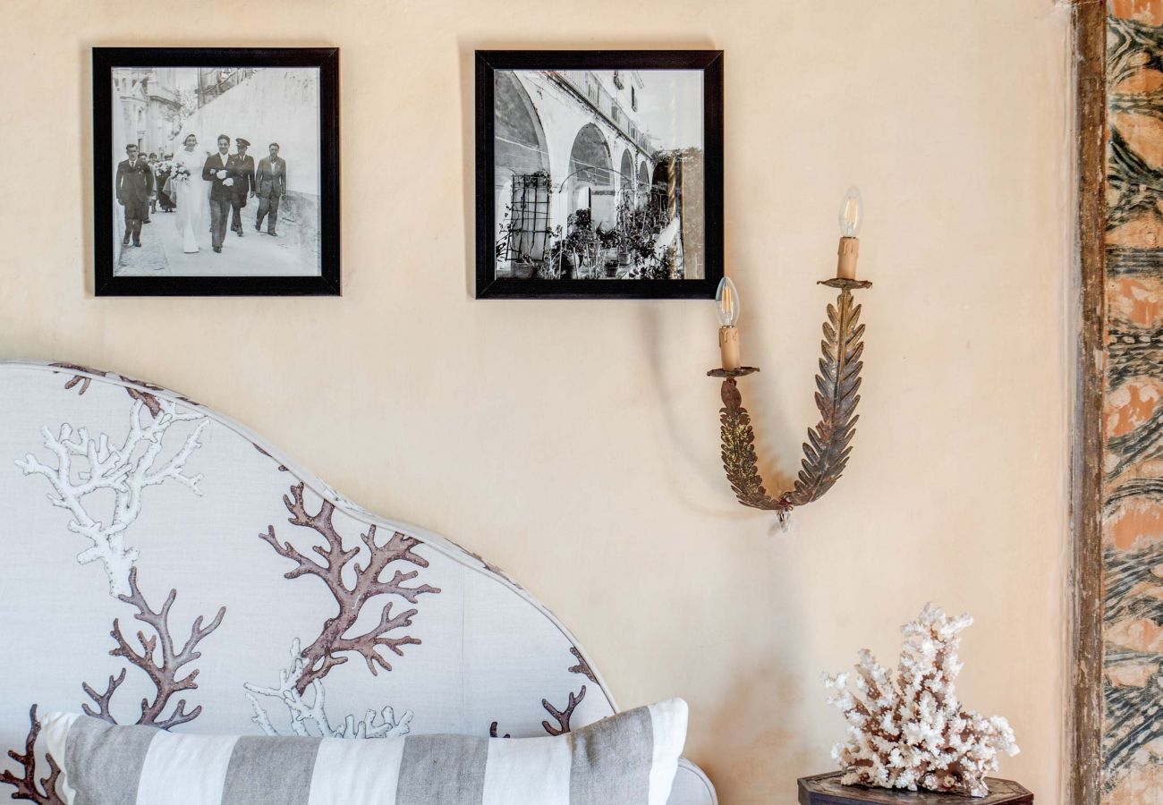 Villa in Positano - AMORE RENTALS - Villa San Giacomo 1 – Historic Luxury Villa with Sea View