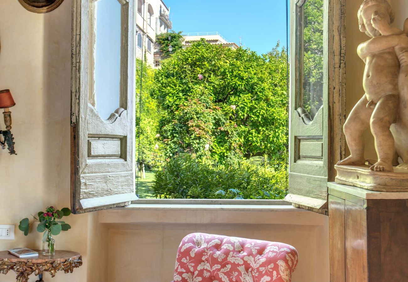 Villa in Positano - AMORE RENTALS - Villa San Giacomo 1 – Historic Luxury Villa with Sea View