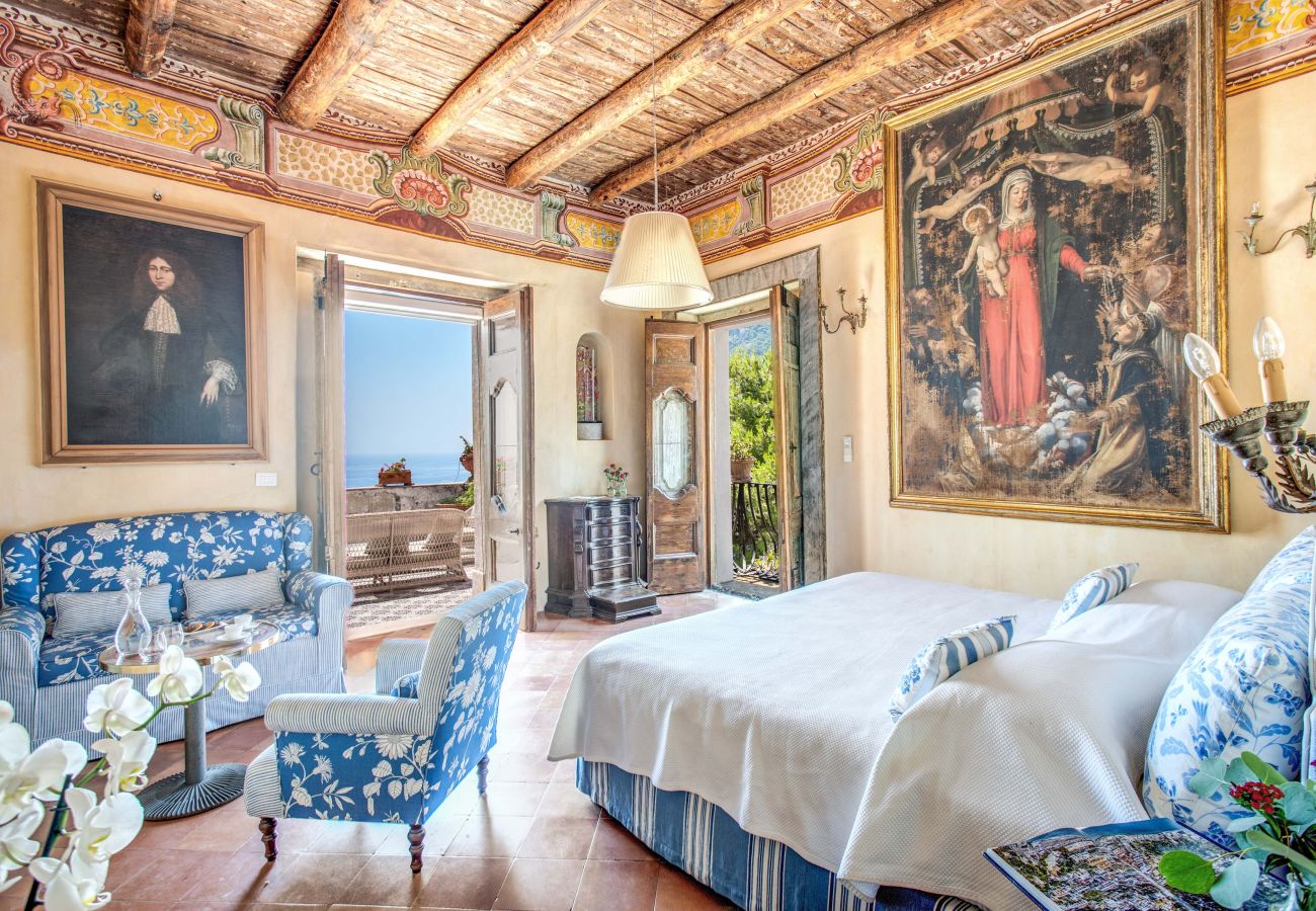 Villa in Positano - AMORE RENTALS - Villa San Giacomo 1 – Historic Luxury Villa with Sea View