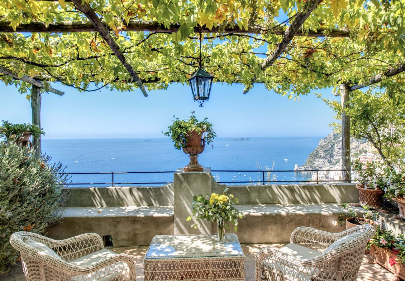 Villa in Positano - AMORE RENTALS - Villa San Giacomo 1 – Historic Luxury Villa with Sea View