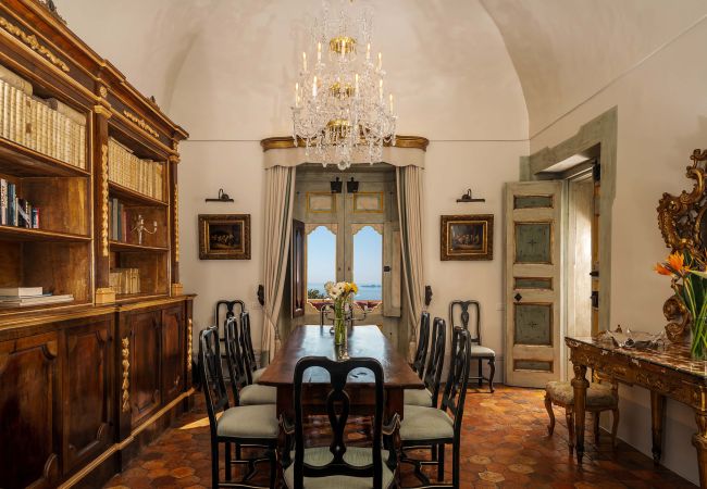 Villa in Positano - AMORE RENTALS - Palazzo Santa Croce with heated Pool, Sea View, Chef and Breakfast Ideal for Weddings Villa in Positano - AMORE RENTALS - Palazzo Santa Croce with heated Pool, Sea View, Chef and Breakfast Ideal for Weddings