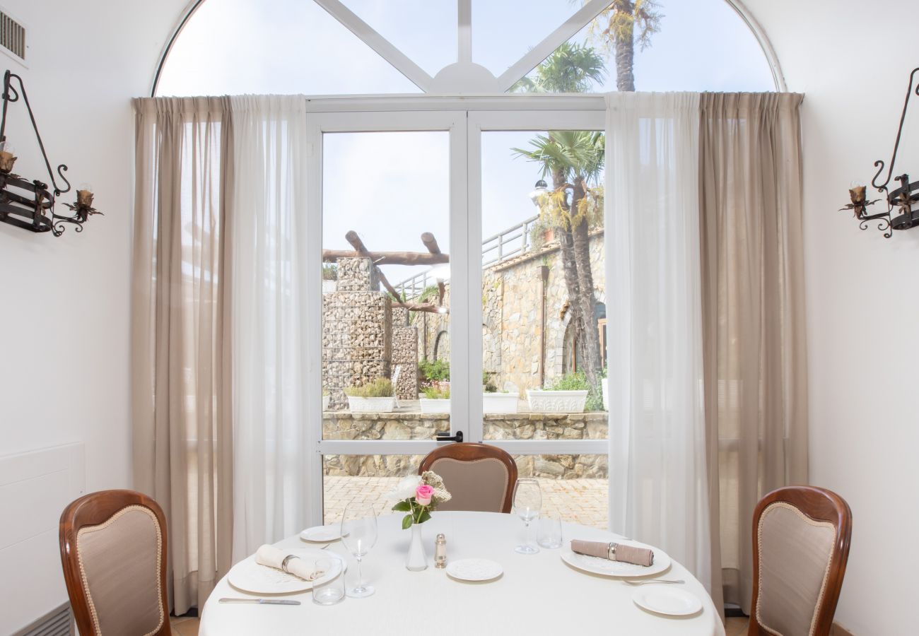 Villa in Sant´Agata sui Due Golfi - AMORE RENTALS - Villa Jasmine with Private Pool Ideal for Weddings