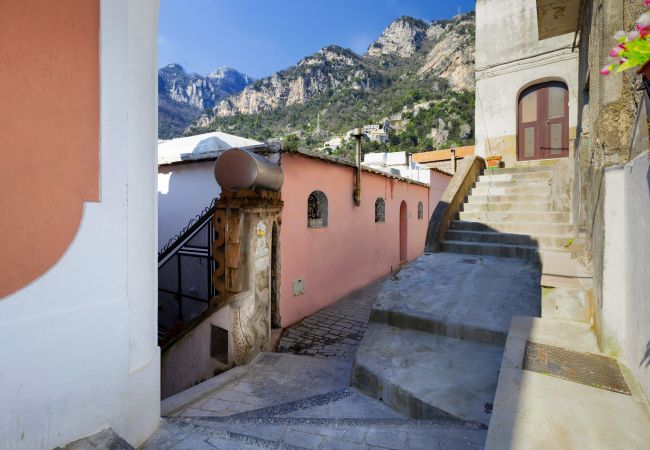 House in Positano - AMORE RENTALS - Casa Cristallo with private Terrace and Sea View