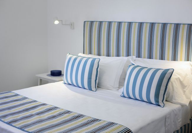 Apartment in Sorrento - AMORE RENTALS - Appartamento Tramontano with Air Conditioning and Internet WI-FI Apartment in Sorrento - AMORE RENTALS - Appartamento Tramontano with Air Conditioning and Internet WI-FI