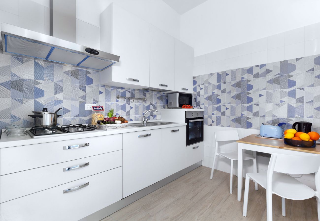 Apartment in Sorrento - AMORE RENTALS - Appartamento Tramontano with Air Conditioning and Internet WI-FI