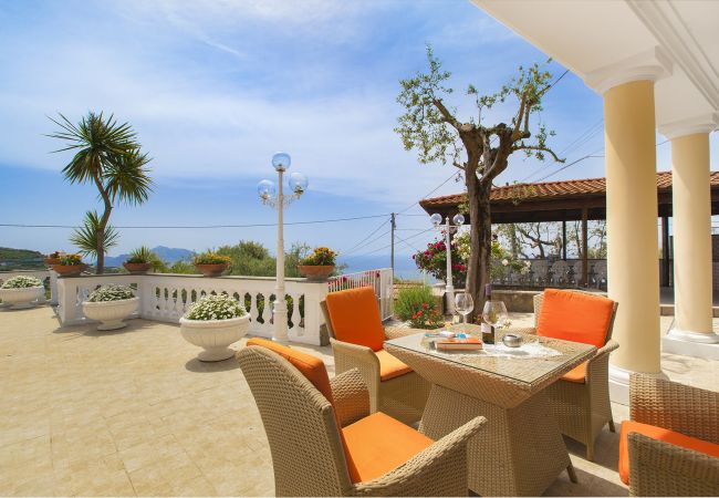 Villa in Massa Lubrense - AMORE RENTALS - Villa Giulia with Private Pool, Sea View, Terraces and Parking