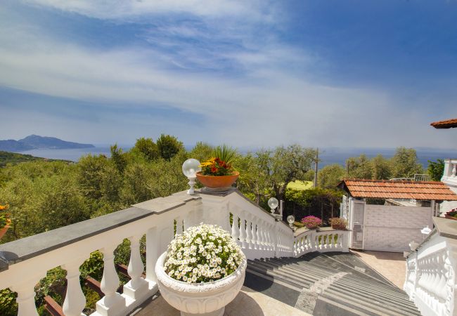 Villa in Massa Lubrense - AMORE RENTALS - Villa Giulia with Private Pool, Sea View, Terraces and Parking