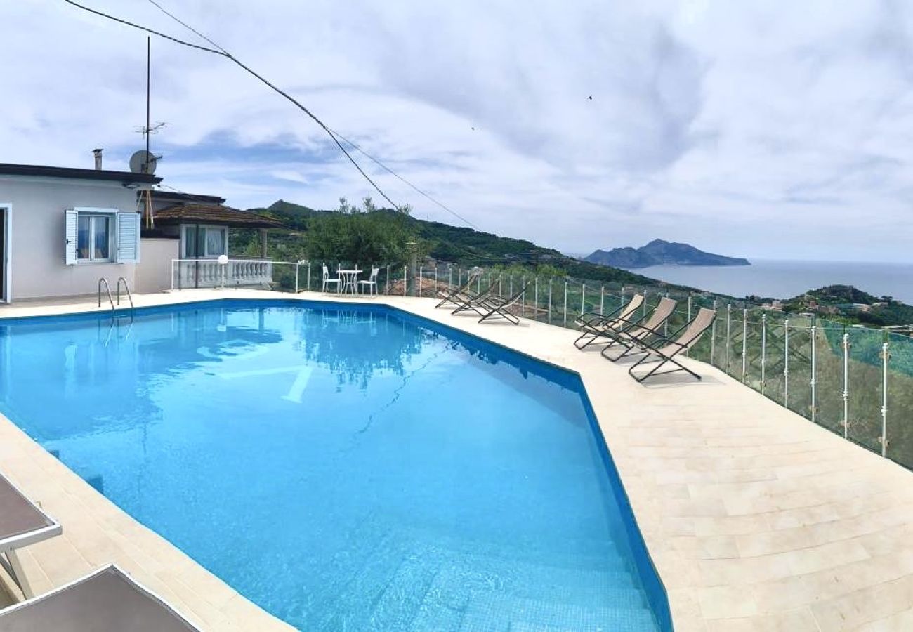 Villa in Massa Lubrense - AMORE RENTALS - Villa Giulia with Private Pool, Sea View, Terraces and Parking
