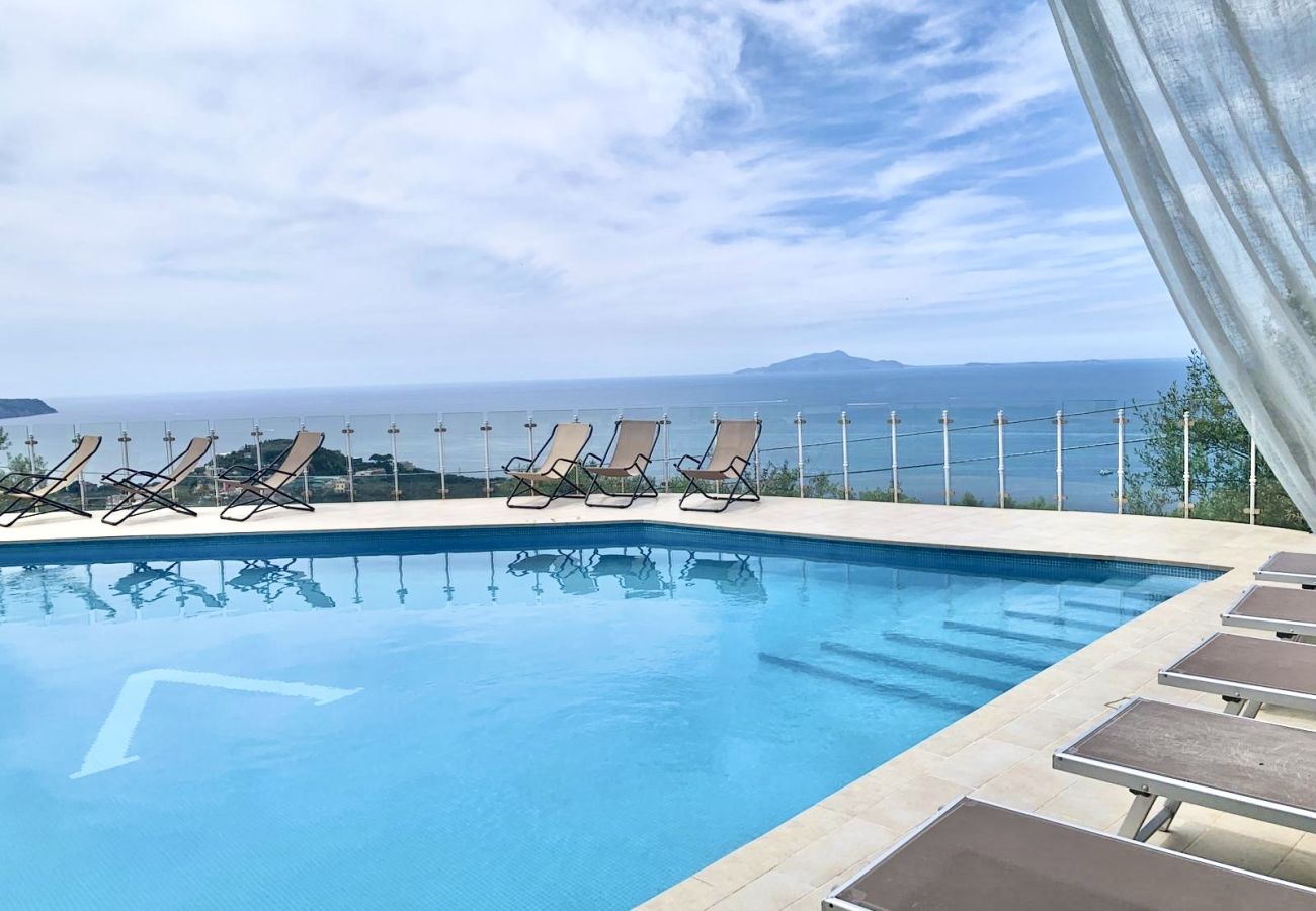Villa in Massa Lubrense - AMORE RENTALS - Villa Giulia with Private Pool, Sea View, Terraces and Parking