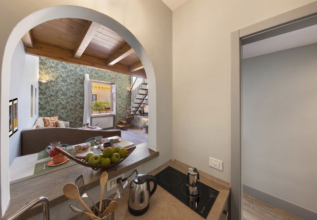 House in Sorrento - AMORE RENTALS - Casa La Maisonette with Air Conditioning, Balcony and Internet WI-FI House in Sorrento - AMORE RENTALS - Casa La Maisonette with Air Conditioning, Balcony and Internet WI-FI