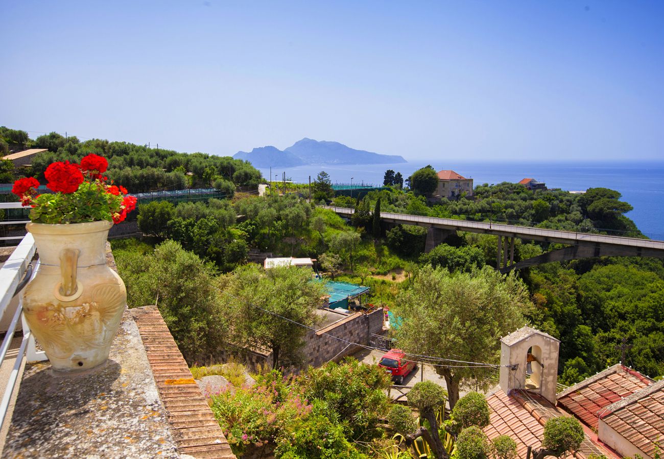 Villa in Massa Lubrense - AMORE RENTALS - Villa Imma with Private Swimming Pool, Sea View and Parking