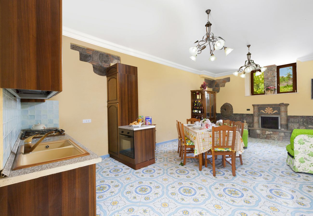 Villa in Massa Lubrense - AMORE RENTALS - Villa Imma with Private Swimming Pool, Sea View and Parking