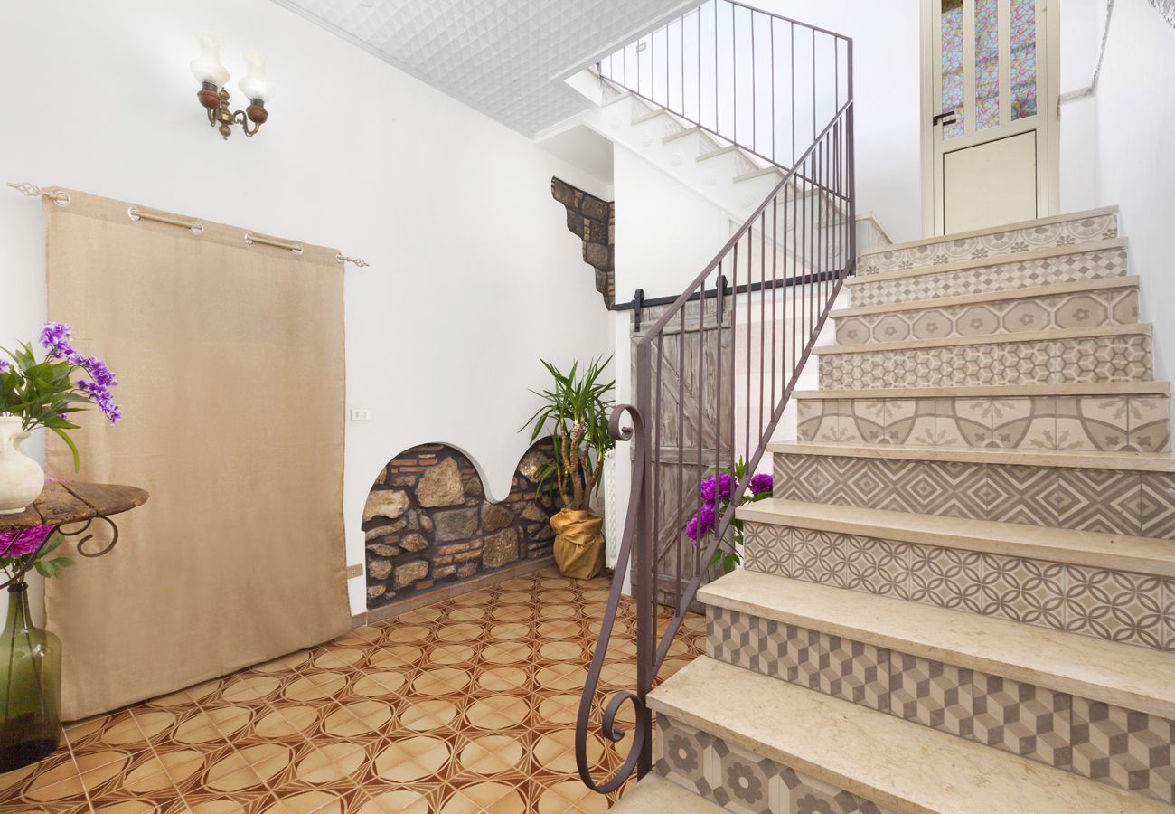 Villa in Massa Lubrense - AMORE RENTALS - Villa Imma with Private Swimming Pool, Sea View and Parking