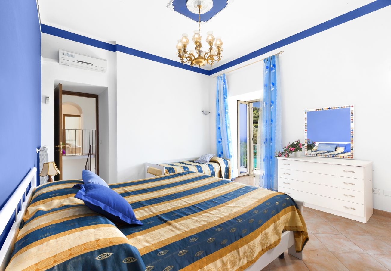 Villa in Massa Lubrense - AMORE RENTALS - Villa Imma with Private Swimming Pool, Sea View and Parking