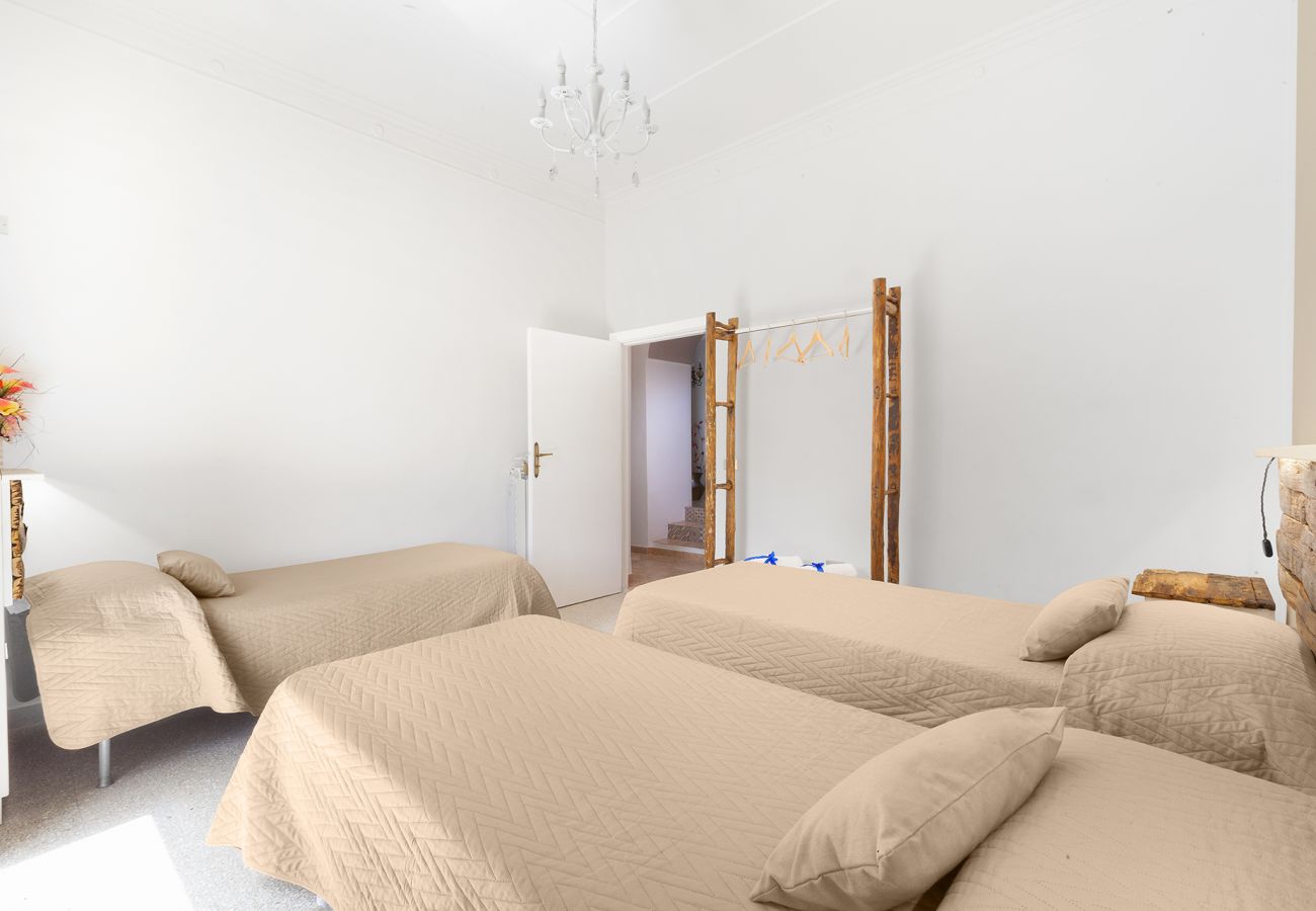 Villa in Massa Lubrense - AMORE RENTALS - Villa Imma with Private Swimming Pool, Sea View and Parking