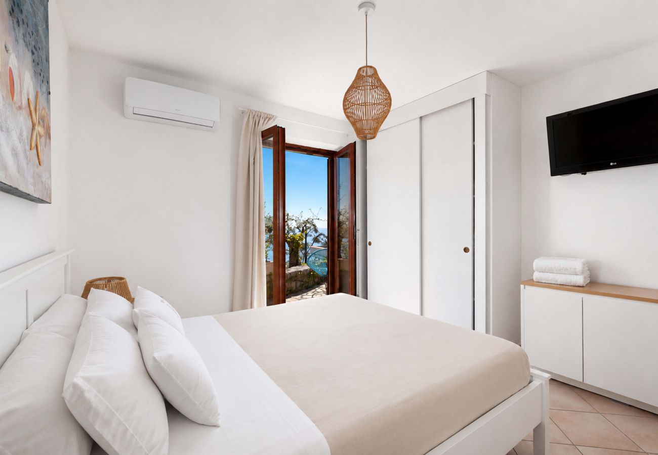 Villa in Massa Lubrense - AMORE RENTALS - Villa Marina with Private Pool, Sea View, Terraces and Parking