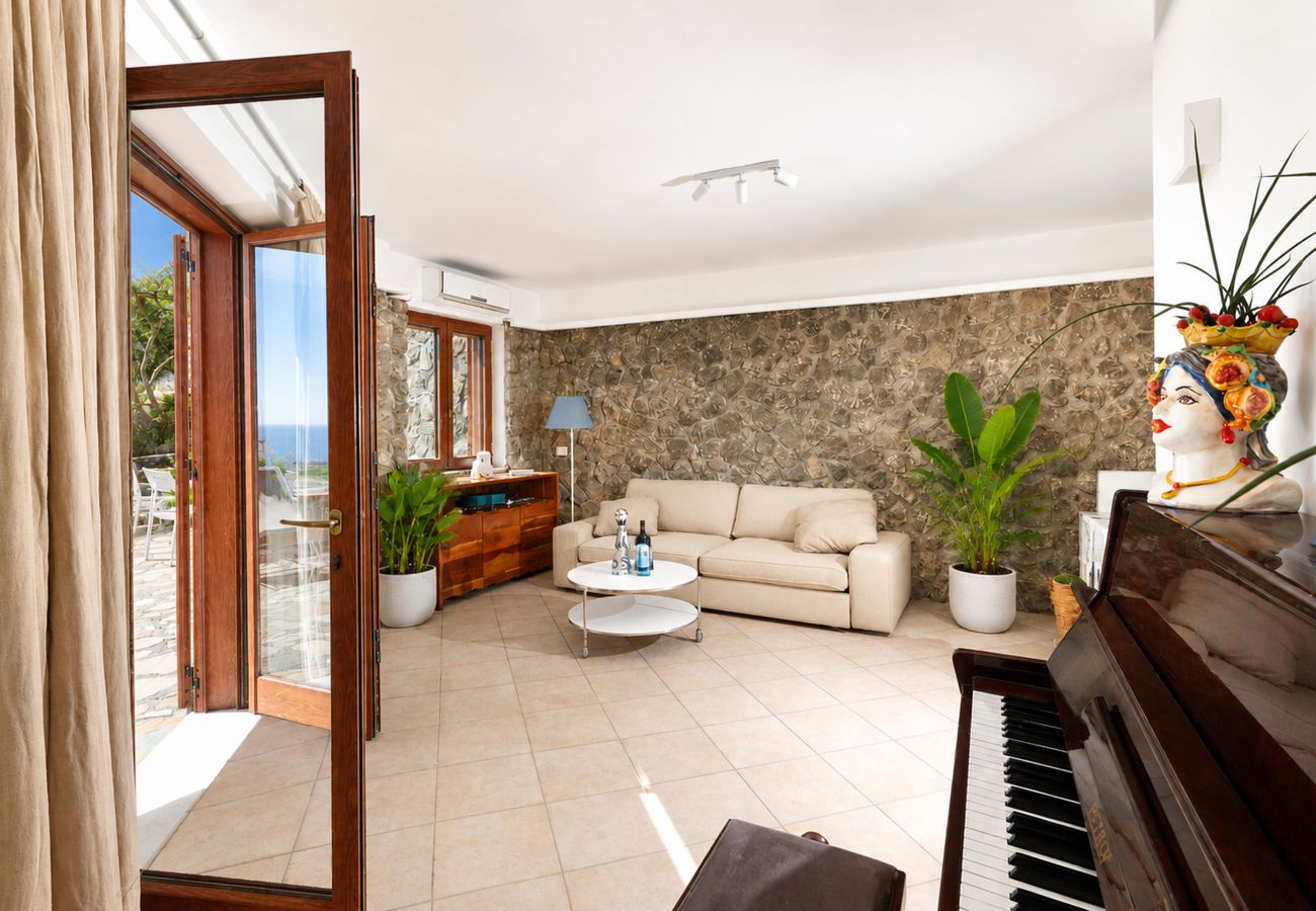 Villa in Massa Lubrense - AMORE RENTALS - Villa Marina with Private Pool, Sea View, Terraces and Parking