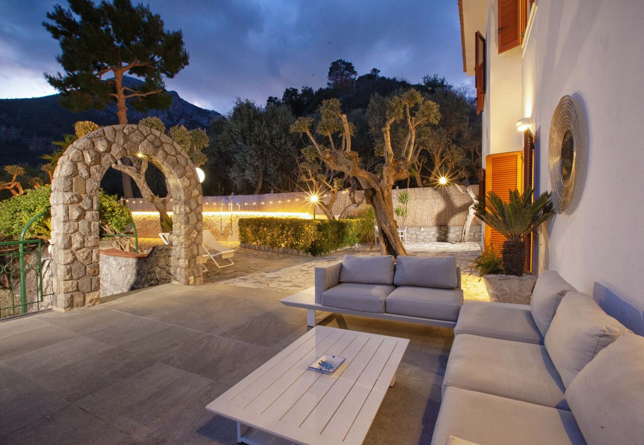 Villa in Massa Lubrense - AMORE RENTALS - Villa Marina with Private Pool, Sea View, Terraces and Parking