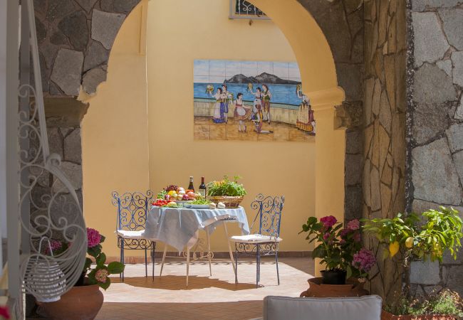 Villa in Sant´Agata sui Due Golfi - Villa Ferrara with Infinity Pool, Sea View, Parking and Garden Villa in Sant´Agata sui Due Golfi - Villa Ferrara with Infinity Pool, Sea View, Parking and Garden