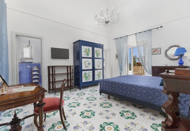 Villa in Sant´Agata sui Due Golfi - Villa Ferrara with Infinity Pool, Sea View, Parking and Garden Villa in Sant´Agata sui Due Golfi - Villa Ferrara with Infinity Pool, Sea View, Parking and Garden