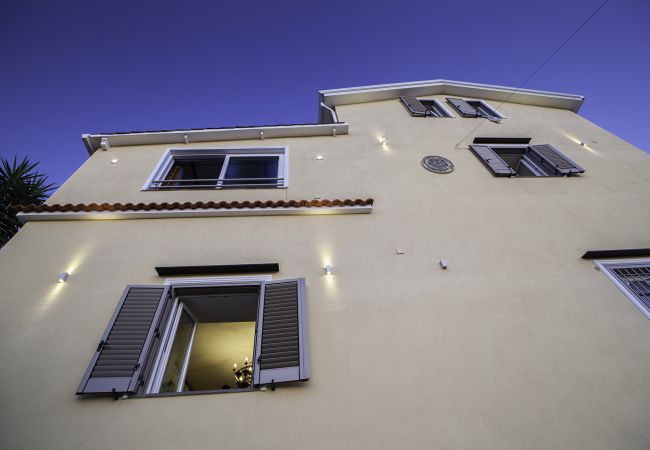 Villa in Sant´Agata sui Due Golfi - Villa Ferrara with Infinity Pool, Sea View, Parking and Garden Villa in Sant´Agata sui Due Golfi - Villa Ferrara with Infinity Pool, Sea View, Parking and Garden